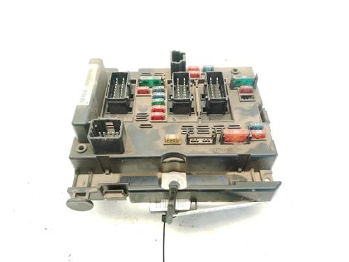 Used Fuse box PEUGEOT 307 (3A/C) 2.0 HDi 90 (90 hp) 30367867