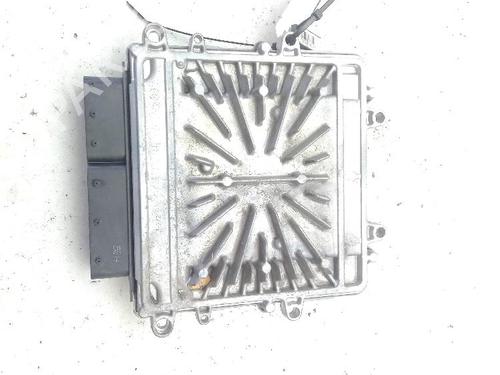 Used Control unit Control unit VOLVO V40 Cross Country (526) D3 (150 hp) 18362189 18362189