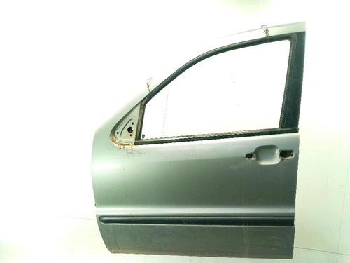 Dør venstre fortil MERCEDES-BENZ M-CLASS (W163) ML 270 CDI (163.113) (163 hp) 31368956