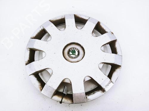 Hub cap SKODA OCTAVIA I (1U2) 1.6 1U0601147D
