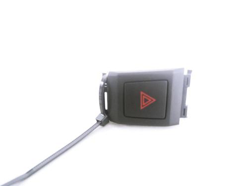 Used Warning switch Warning switch SEAT IBIZA V (KJ1, KJG) 1.0 TSI (95 hp) 31990340 31990340