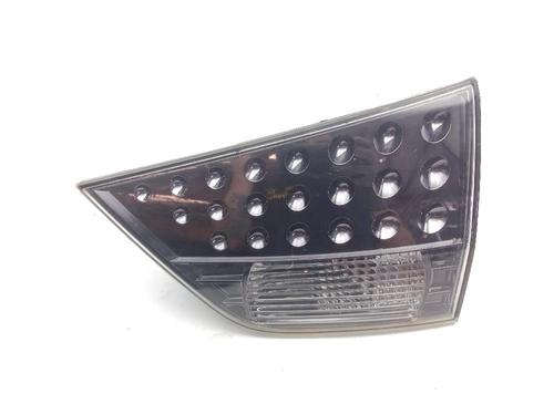 right-tailgate-light-mitsubishi-outlander-ii-cw_w-2005-2006-2007-2008-2009-2010-2011-2012-24000525 main image