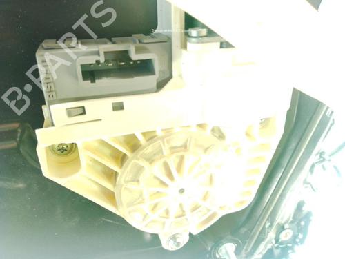 Front left window mechanism LAND ROVER RANGE ROVER SPORT I (L320) 2.7 D 4x4 | BP30146068C22