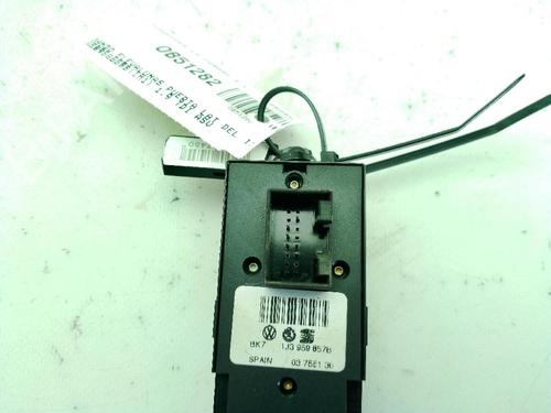 Left front window switch SEAT LEON (1M1) | BP28804981I27