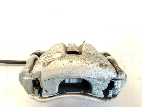 right-front-brake-caliper-toyota-yaris-cross-mxp_-2020-27733546 main image