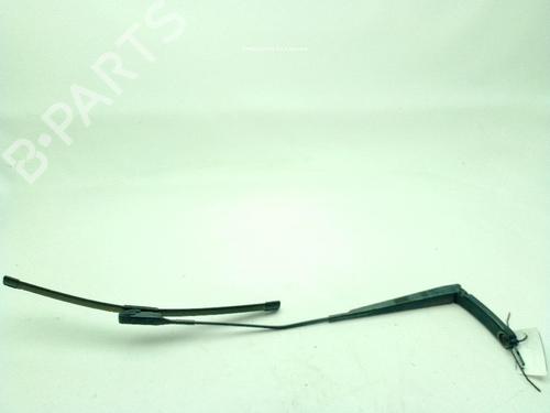 front-windshield-wiper-arm-skoda-octavia-iii-combi-5e5-5e6-2012-2013-2014-2015-2016-2017-2018-2019-2020-28449502 main image