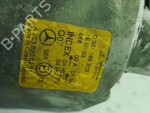 Højre forlygte MERCEDES-BENZ C-CLASS (W203) C 220 CDI (203.006, 203.008) | BP29875858C29