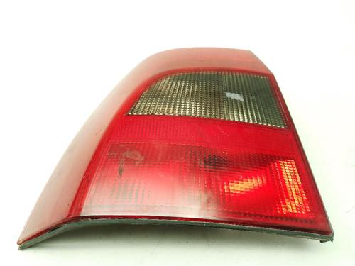 Venstre baglygte Venstre baglygte OPEL VECTRA B Hatchback (J96) 2.0 i 16V (F68) (136 hp) 39739801 39739801