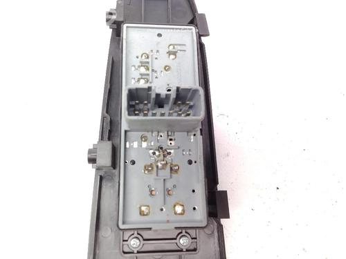 Right front window switch KIA CARENS III MPV (UN) 2.0 CRDi 115 | BP28209000I26 
