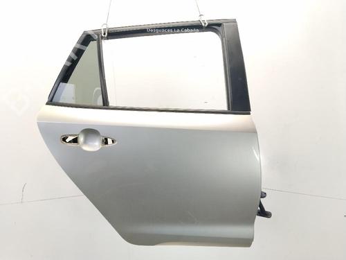 right-rear-door-toyota-corolla-estate-_e21_-2019-35800055 main image