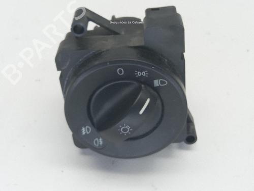 Used Headlight switch MERCEDES-BENZ SPRINTER 3,5-t Van (B906) 315 CDI (906.631, 906.633, 906.635, 906.637) (150 hp) 31989662