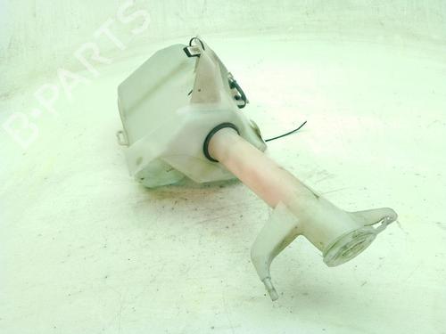 Used Windscreen washer tank MITSUBISHI GRANDIS (NA_W) 2.0 DI-D (NA8W) (136 hp) 27714519
