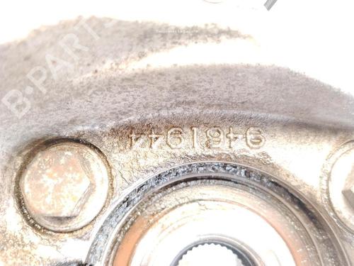 Right front steering knuckle VOLVO XC70 II (136) D5 AWD | BP28291003M26 