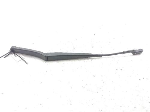 front-windshield-wiper-arm-vw-golf-vii-5g1-bq1-be1-be2-2012-2013-2014-2015-2016-2017-2018-2019-2020-2021-24041898 main image