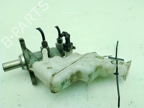 Used Brake master cylinder HYUNDAI i20 II (GB, IB) 1.1 CRDi (75 hp) 30367999