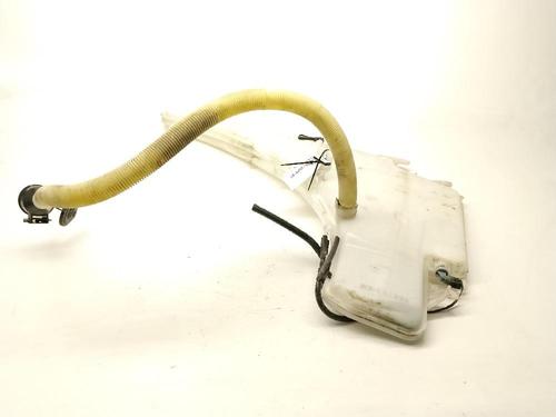 Used Windscreen washer tank Windscreen washer tank 39399529 39399529