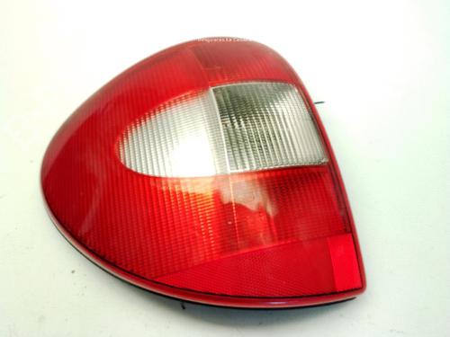 right-taillight-chrysler-voyager-iv-rg-rs-1999-2000-2001-2002-2003-2004-2005-2006-2007-2008-30146300 main image