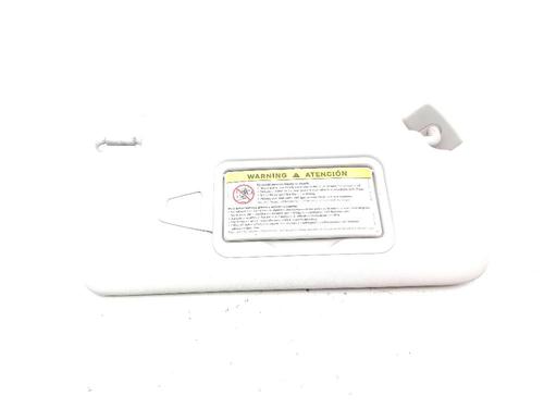 Høyre solskjerm TOYOTA YARIS (_P9_) 1.4 D-4D (NLP90_, NLP90R) (90 hp) 18360973