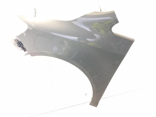 Forskærm venstre VW GOLF PLUS V (5M1, 521) 2.0 TDI 16V (140 hp) 32079180