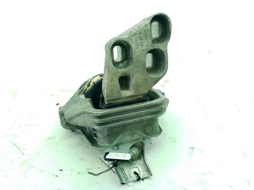 Used Engine mount MERCEDES-BENZ A-CLASS (W176) A 180 CDI / d (176.012) (109 hp) 31694902