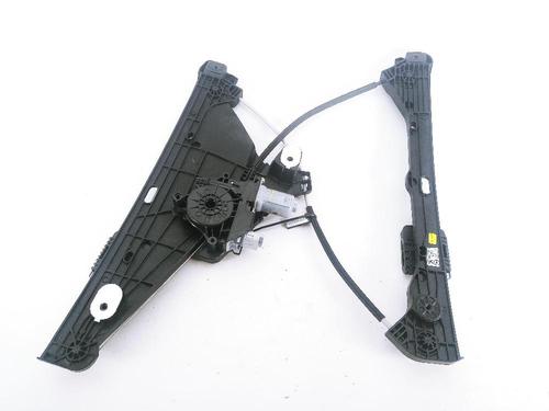 BP31988919C23 main image