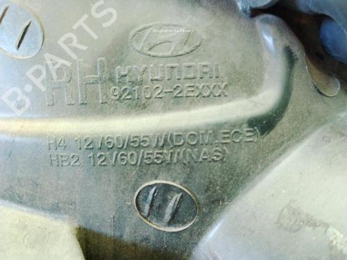 Right headlight HYUNDAI TUCSON (JM) 2.0 CRDi | BP28804931C29 