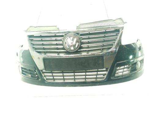 Używane Zderzak przedni VW PASSAT B6 (3C2) 2.0 TDI (140 hp) 29821824