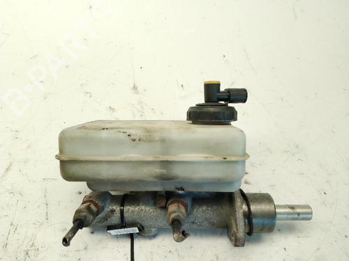 Used Brake master cylinder Brake master cylinder 26673158 26673158