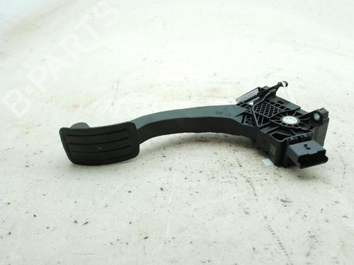 Used Pedal Pedal OPEL VIVARO C Van (K0) 1.5 (102 hp) 24737075 24737075