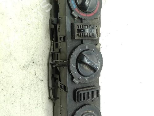 Used Climate control Climate control MERCEDES-BENZ SPRINTER 3-t Van (B903) 313 CDI (903.663, 903.662, 903.661) (129 hp) 36319192 36319192