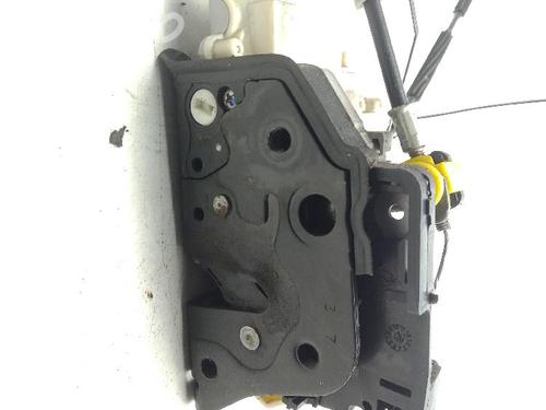 Højre bagtil lås Højre bagtil lås SEAT LEON (1P1) 1.9 TDI (105 hp) 33953898 33953898