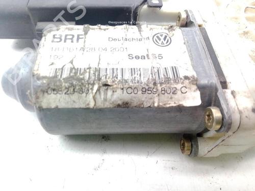 Right front window motor SEAT LEON (1M1)  | BP26232889E20 