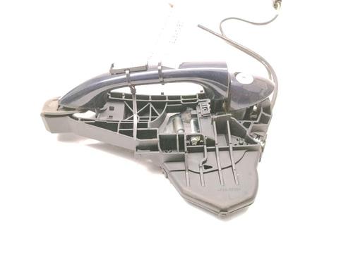 front-left-exterior-door-handle-mercedes-benz-m-class-w164-2005-2006-2007-2008-2009-2010-2011-2012-39093061 main image