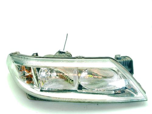 Used Right headlight RENAULT LAGUNA II (BG0/1_) 1.6 16V (BG0A, BG0L) (107 hp) 30871708