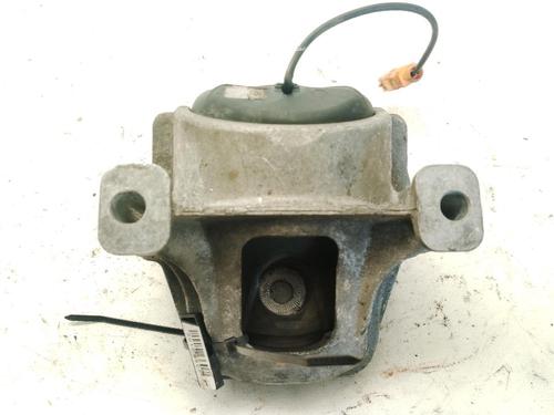 Used Engine mount AUDI Q5 (8RB) 2.0 TDI quattro (170 hp) 26376630