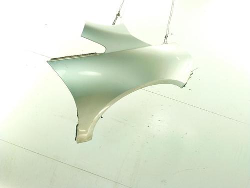 Used Right front fenders MITSUBISHI GRANDIS (NA_W) 2.0 DI-D (NA8W) (136 hp) 29151610