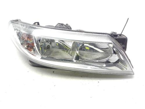 Phare droit RENAULT LAGUNA II (BG0/1_) 1.9 dCi (BG08, BG0G) (120 hp) 32103890