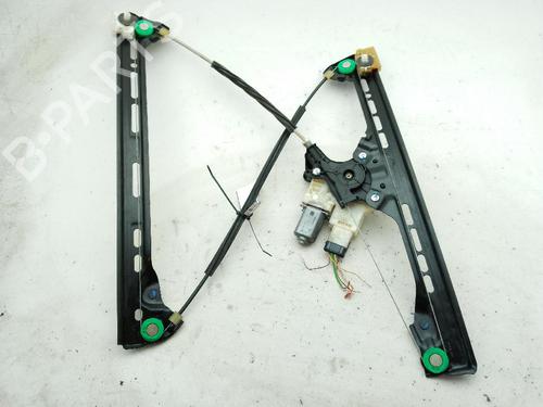 hood-renault-10-119_-11-1966-1967-1968-1969-1970-1971-1972-18366444 main image