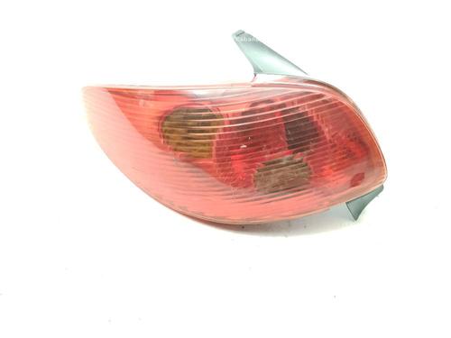 Used Left taillight Left taillight PEUGEOT 206 Hatchback (2A/C) 2.0 HDI 90 (90 hp) 39899853 39899853