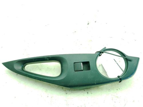 left-rear-window-switch-toyota-corolla-hatchback-_e21_-_ea1_-_eh1_-2018-23998884 main image