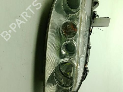 Używane Lampa przednia prawa MAZDA 6 Hatchback (GG) 2.0 DI (GG14) (136 hp) 32182706