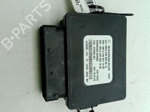 Used Electronic module MERCEDES-BENZ GLA-CLASS (X156) GLA 220 CDI 4-matic (156.905) (170 hp) 32182441