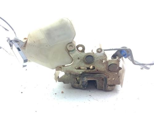Used Tailgate lock SUZUKI GRAND VITARA II (JT, TE, TD) 1.9 DDiS All-wheel Drive (JT419, TD44, JB419WD, JB419XD,... (129 hp) 24046121