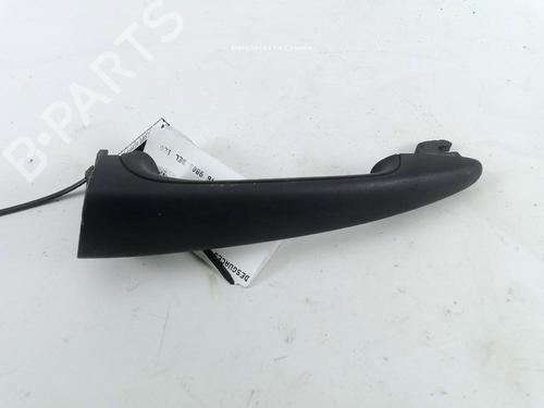 Used Front left exterior door handle BMW 3 (E46) 320 d (150 hp) 18360544