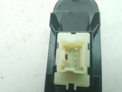 Right front window switch RENAULT CLIO IV (BH_) 1.5 dCi 90 | BP24046843I26 