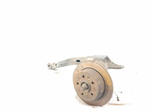 Used Right rear steering knuckle Right rear steering knuckle MERCEDES-BENZ V-CLASS (638/2) V 230 TD (638.274) (98 hp) 40257982 40257982