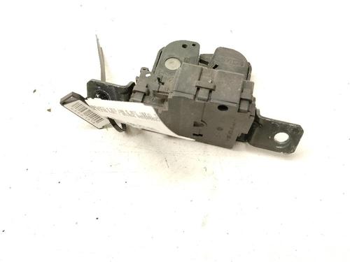 tailgate-lock-bmw-1-f20-2011-2012-2013-2014-2015-2016-2017-2018-2019-36765327 main image