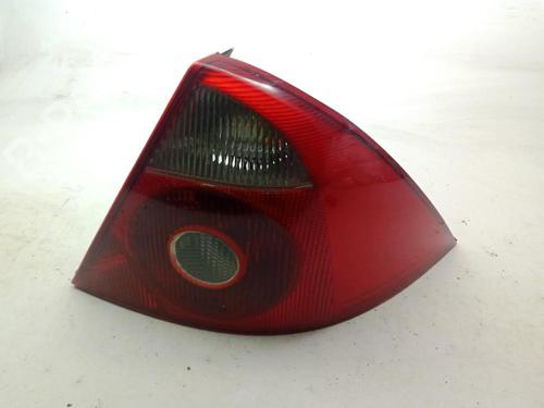 Used Right taillight FORD MONDEO III (B5Y) 2.0 TDCi (130 hp) 24873366