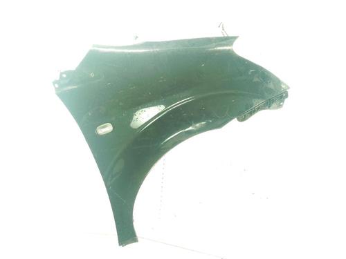 Forskærm Højre TOYOTA COROLLA Verso (ZER_, ZZE12_, R1_) 2.2 D-4D (AUR10_, AUR10R) (136 hp) 30747435