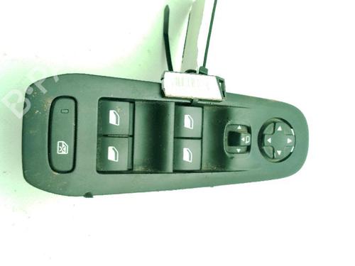 Used Left front window switch PEUGEOT 308 SW II (LC_, LJ_, LR_, LX_, L4_) 2.0 BlueHDi 150 (150 hp) 31966849